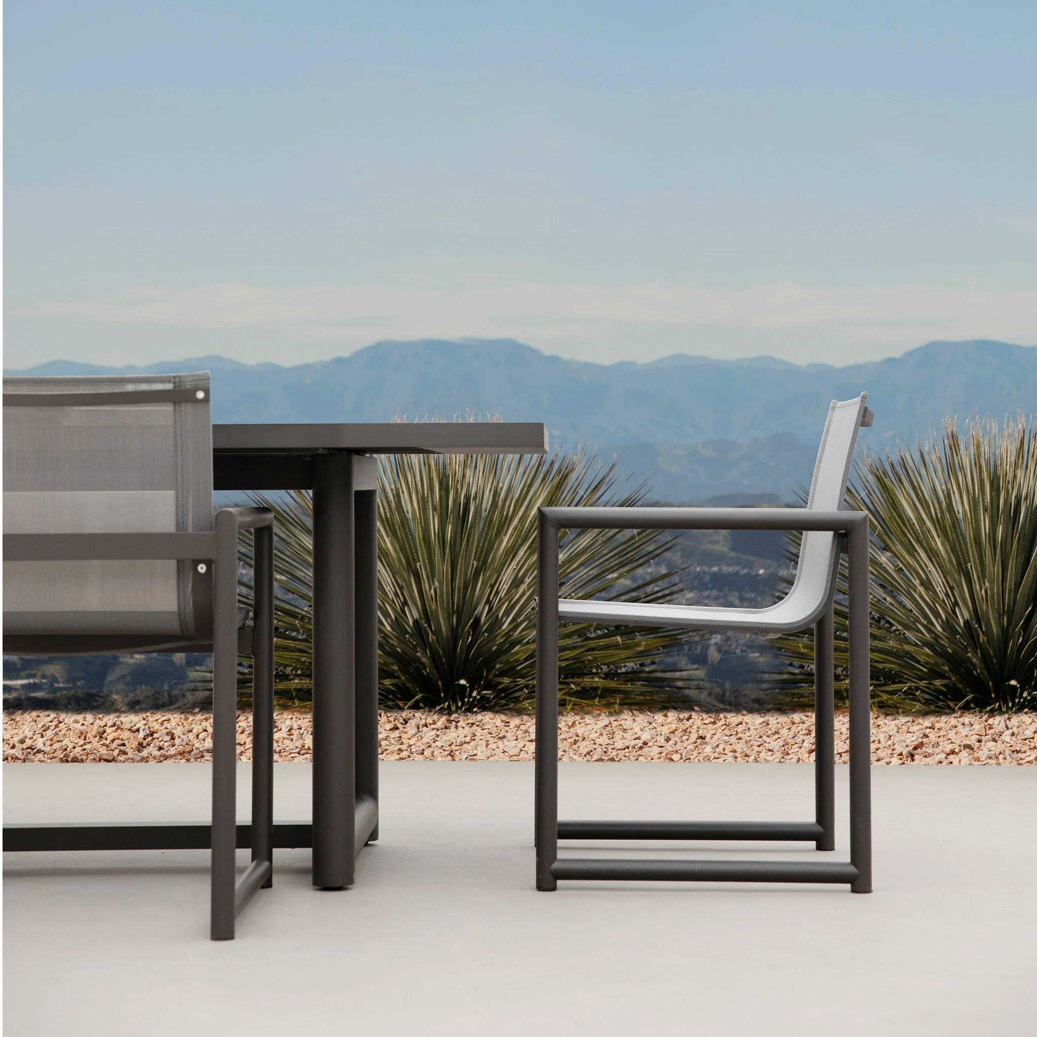Breeze Xl Dining Table 79" - Image 5