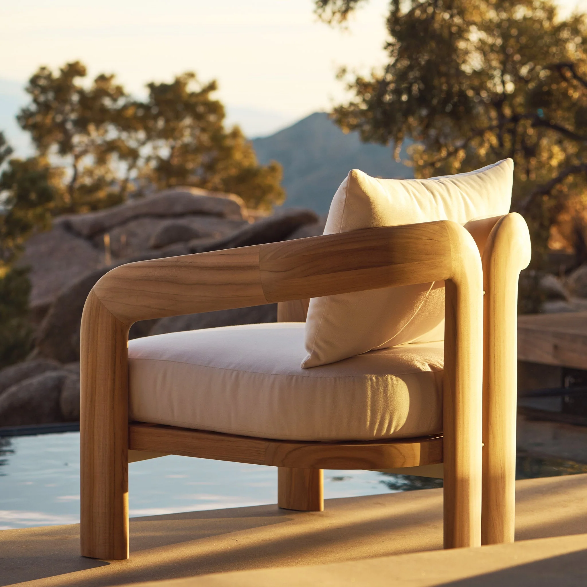 Chloe Lounge Chair - Image 9