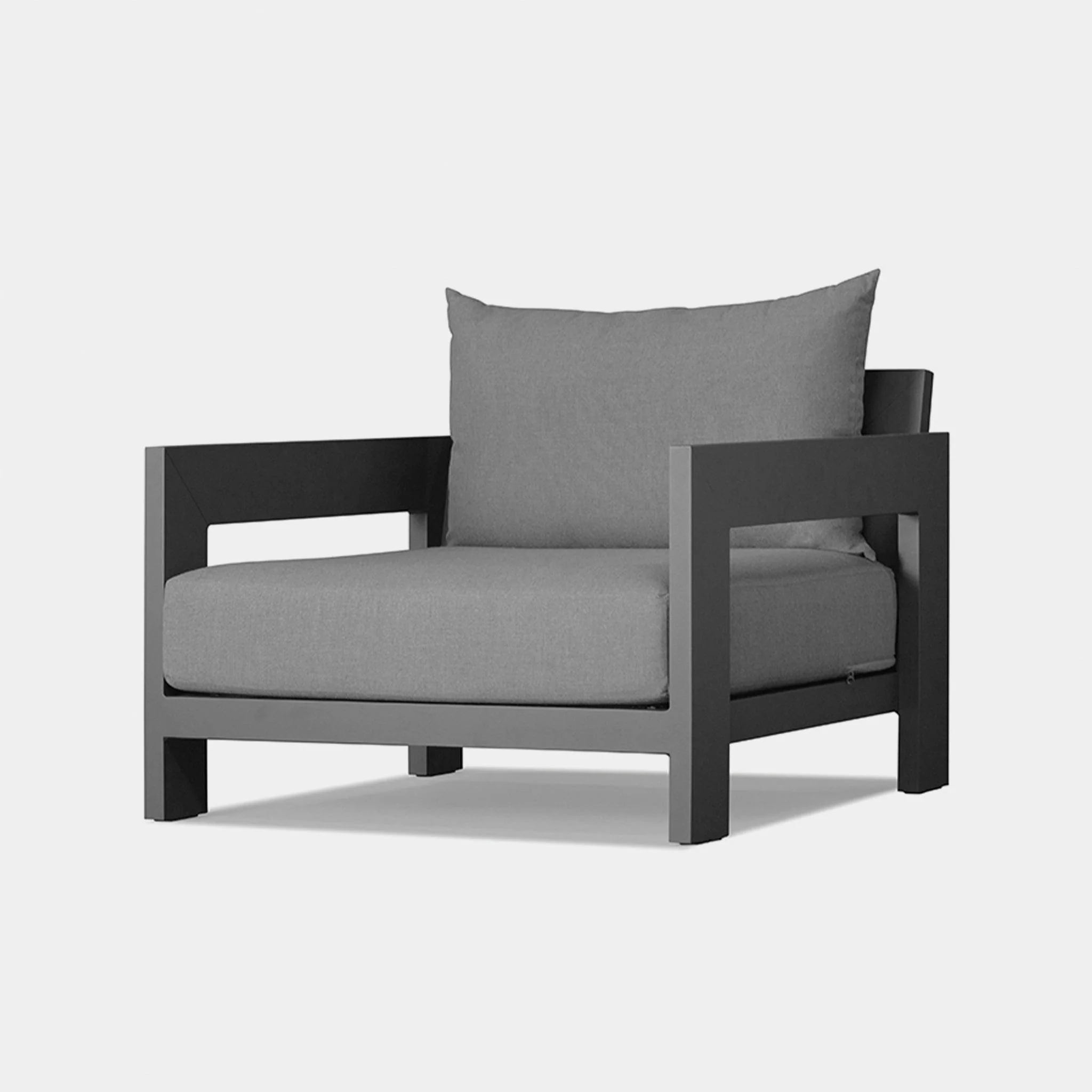 Hampton Lounge Chair - Image 4