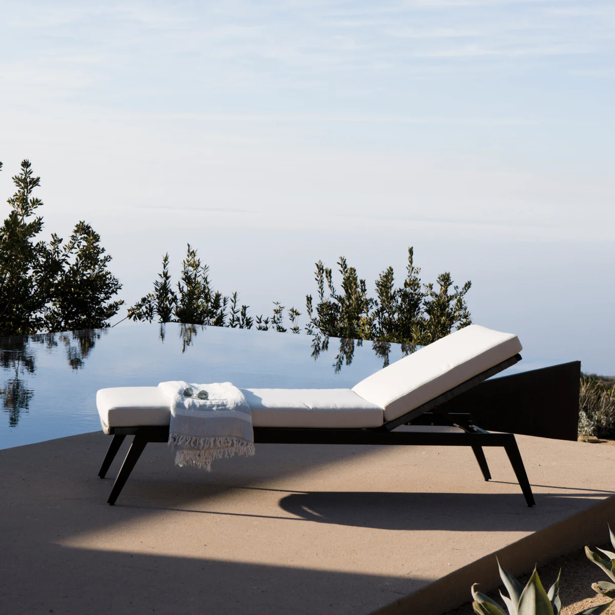 Loop Sun Lounge - Image 2