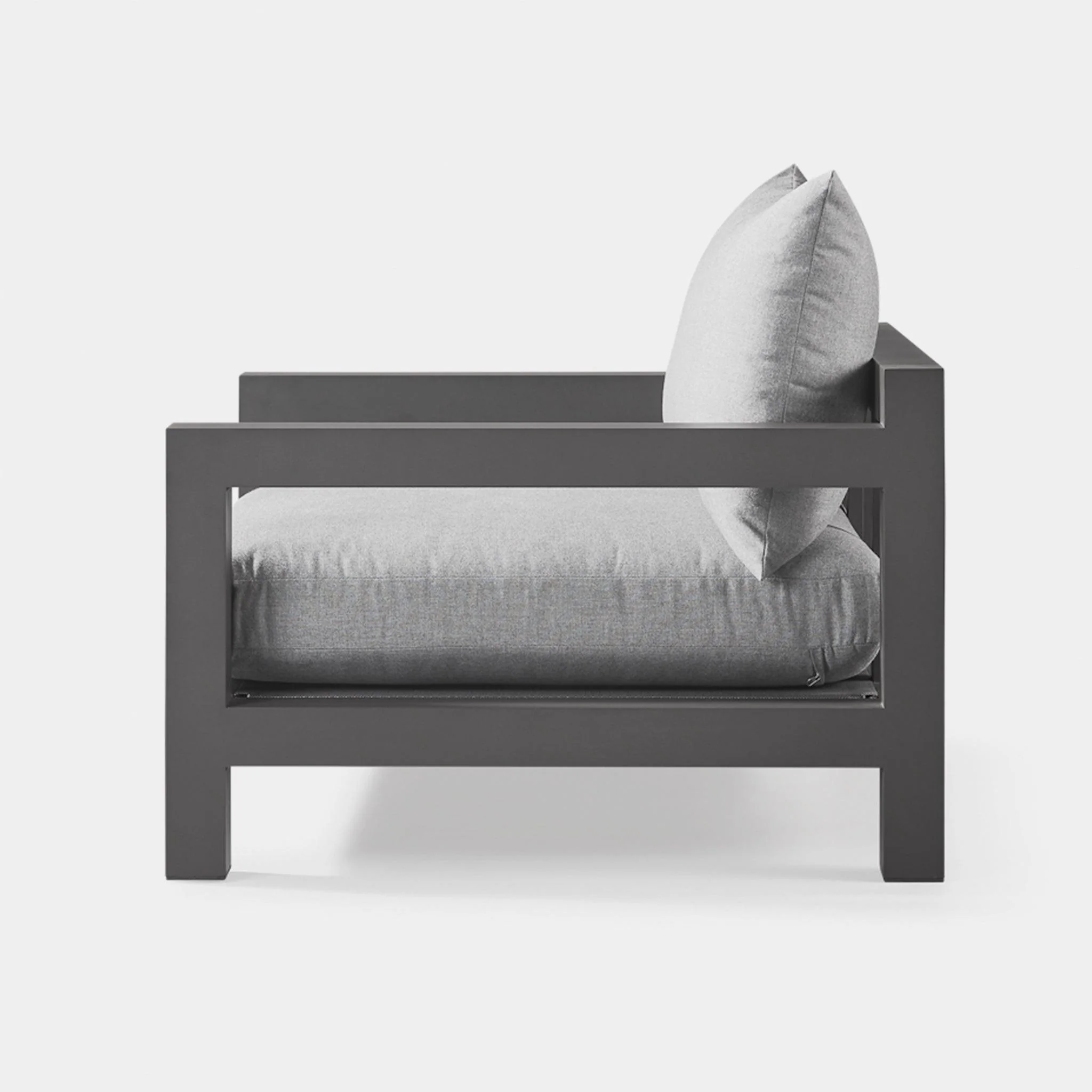 Pacific Aluminum Lounge Chair - Image 5