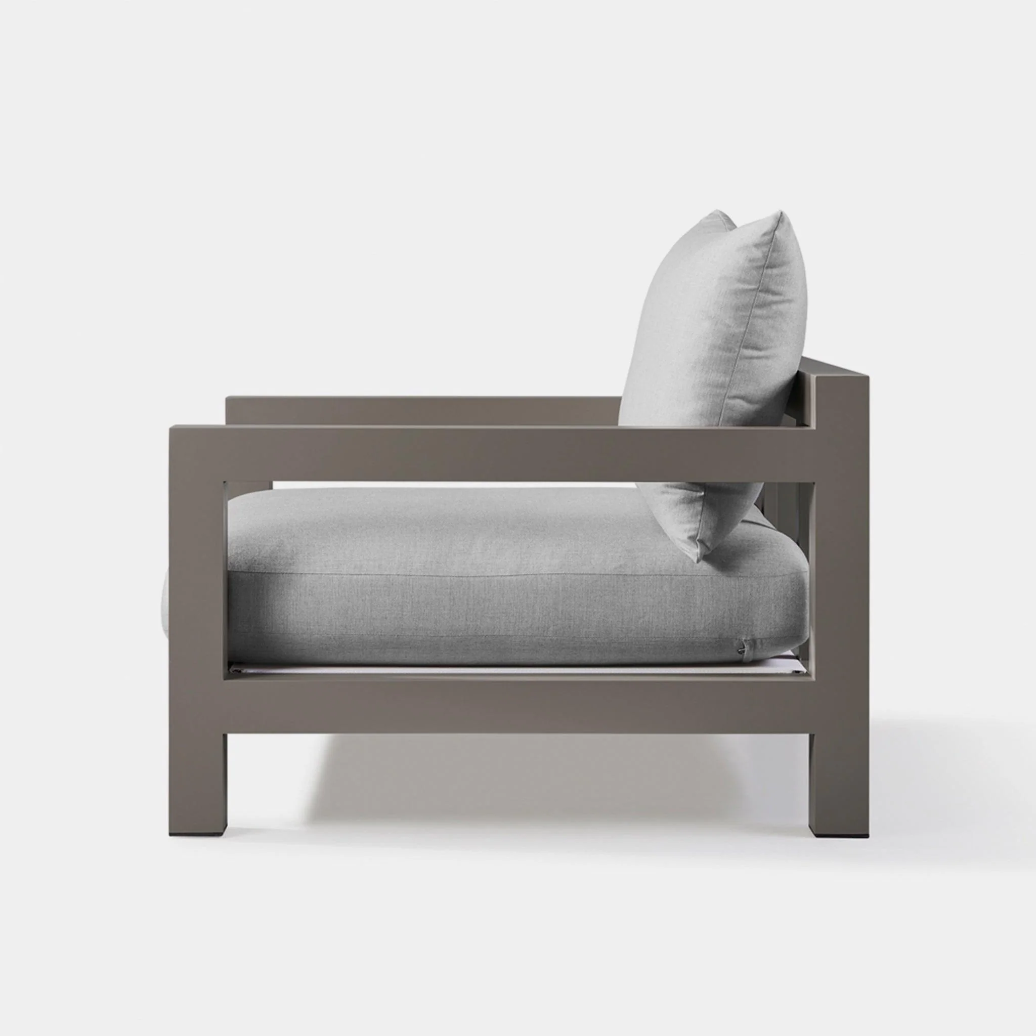 Pacific Aluminum Lounge Chair - Image 9
