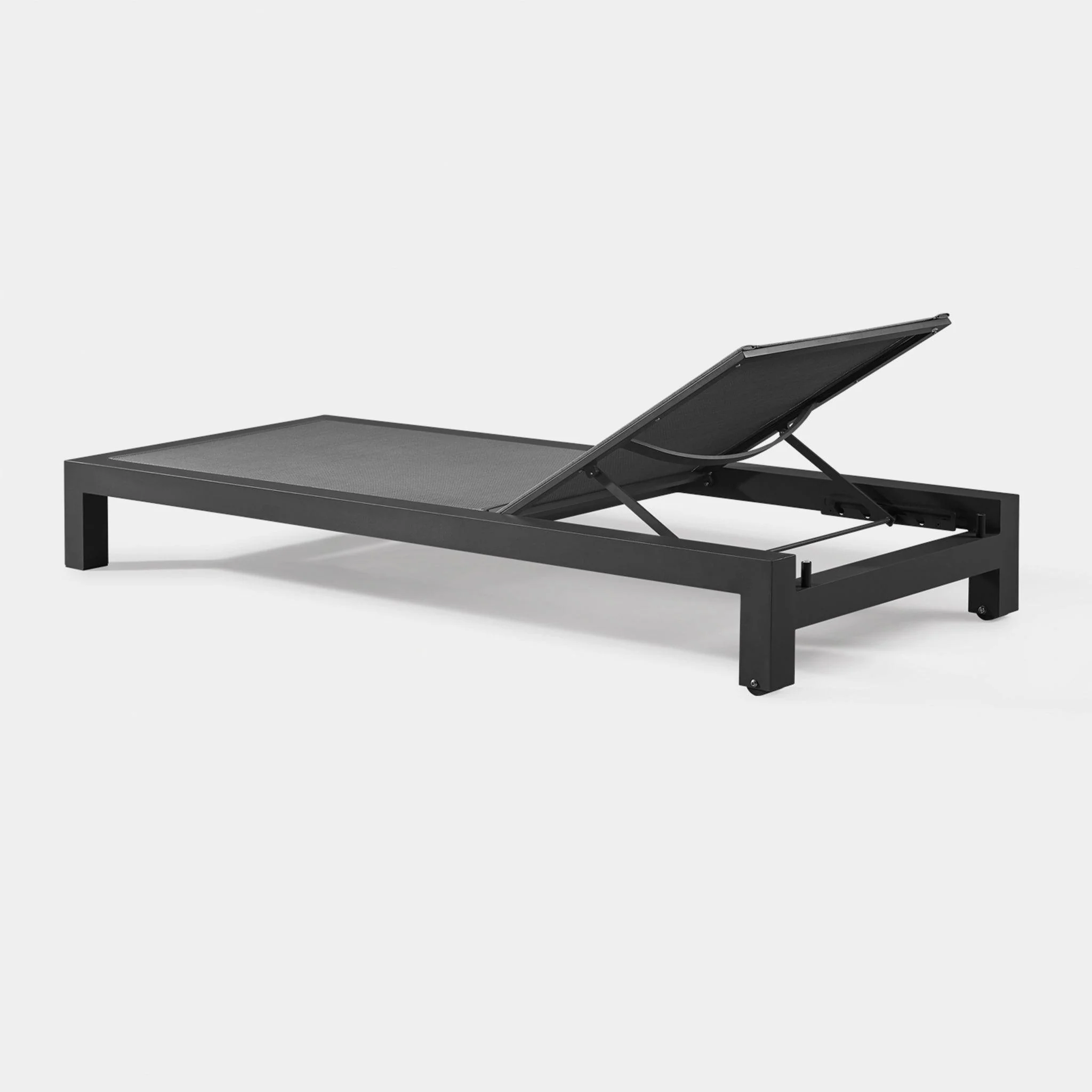 Pacific Aluminum Sun Lounge - Image 8